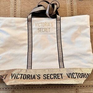 NWOT Victoria's Secret Cream and Gold Tote
